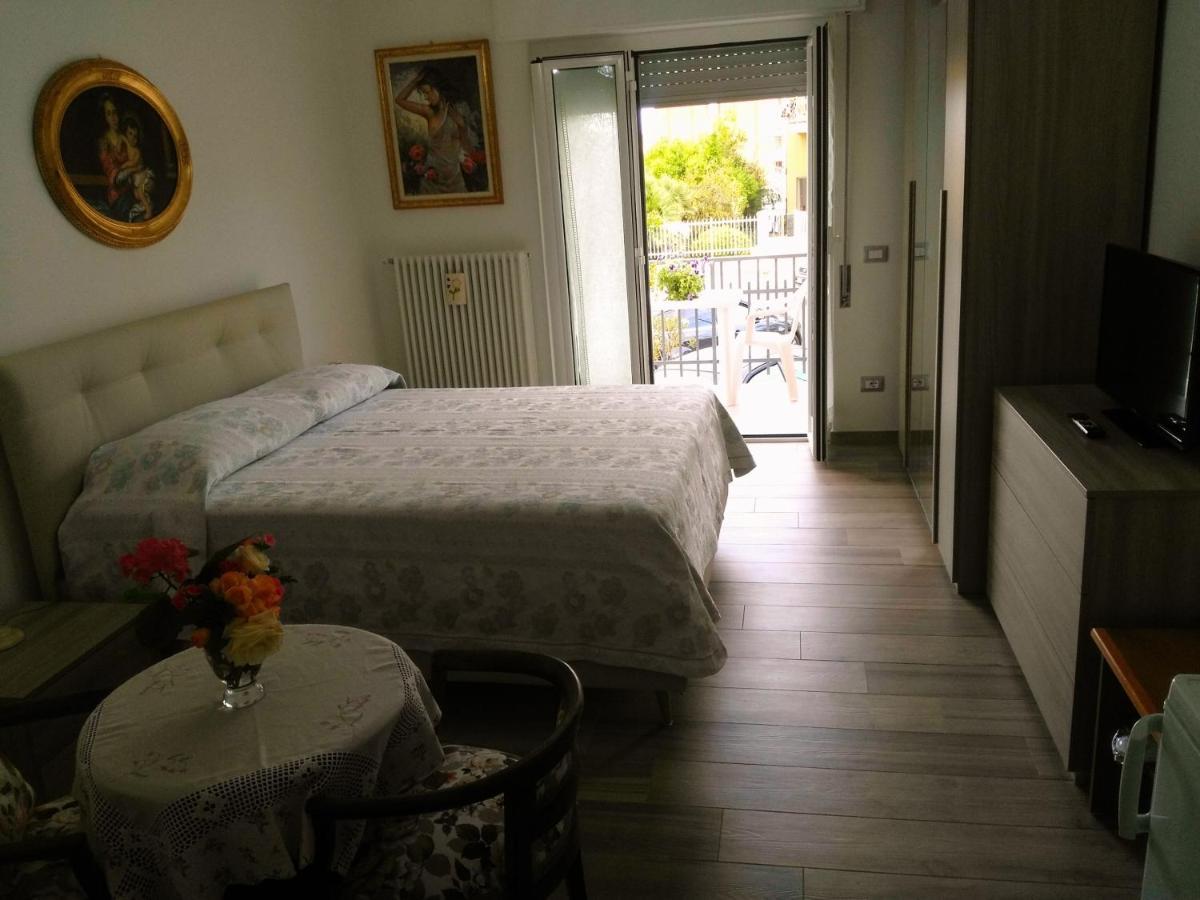 B&B Sweet Dreams Diano Marina Zewnętrze zdjęcie