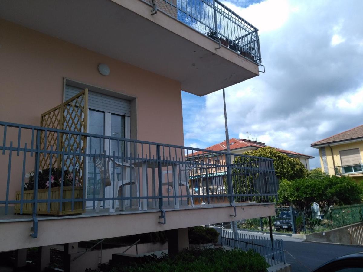 B&B Sweet Dreams Diano Marina Zewnętrze zdjęcie